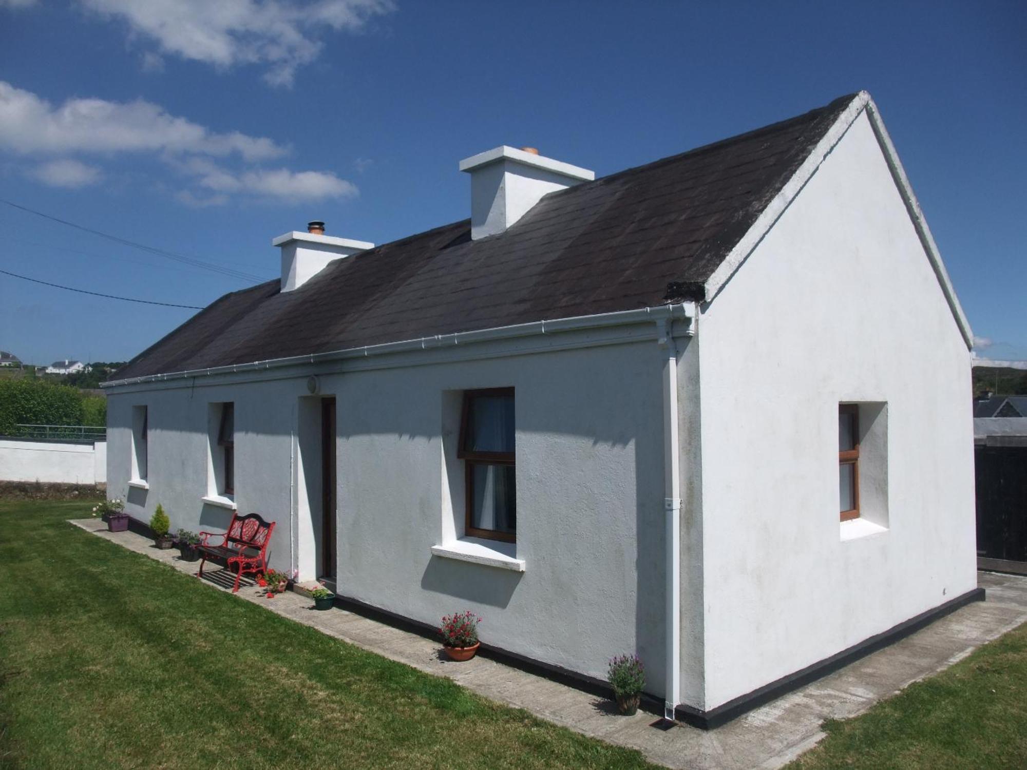 Katie's Cottage Achill Sound Exteriör bild